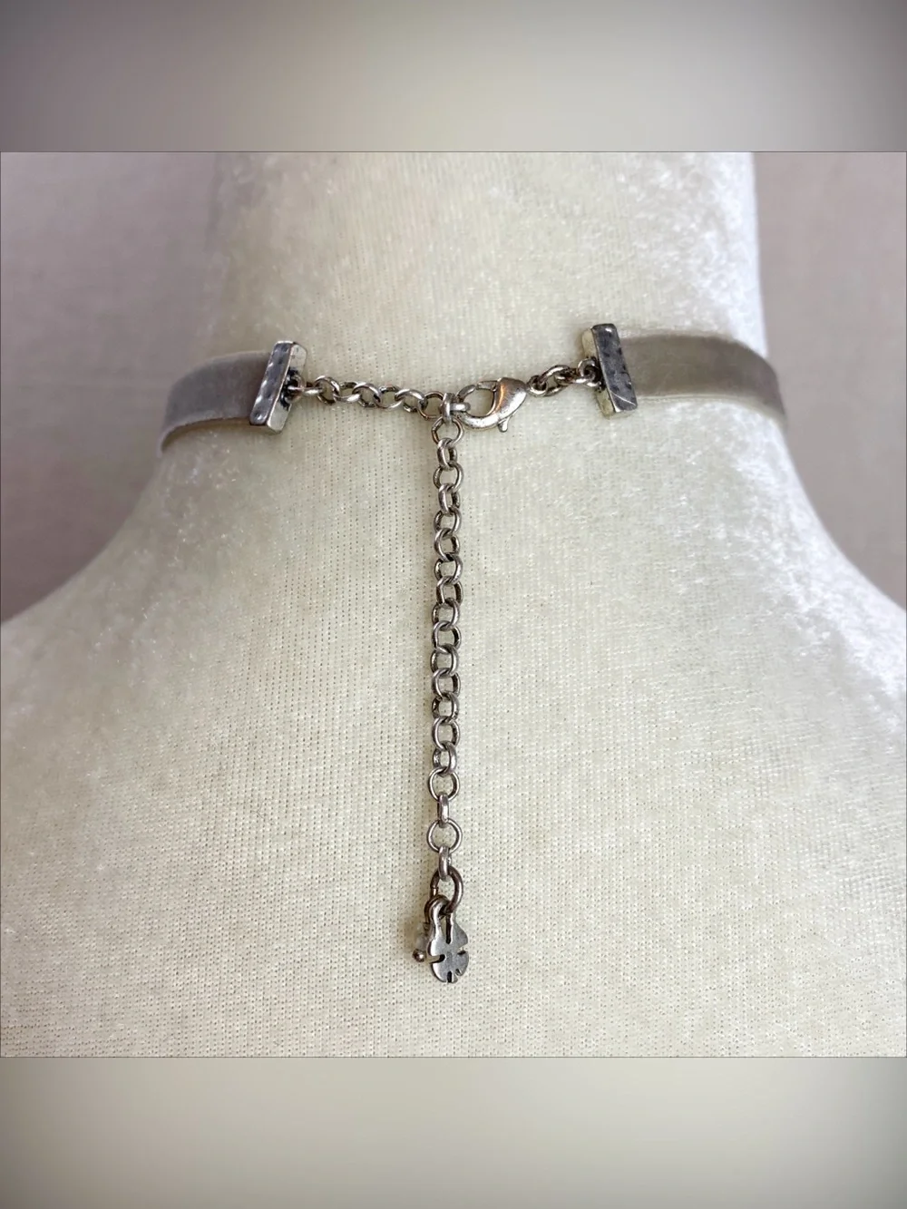 Lucky Brand Grey Velvet Choker